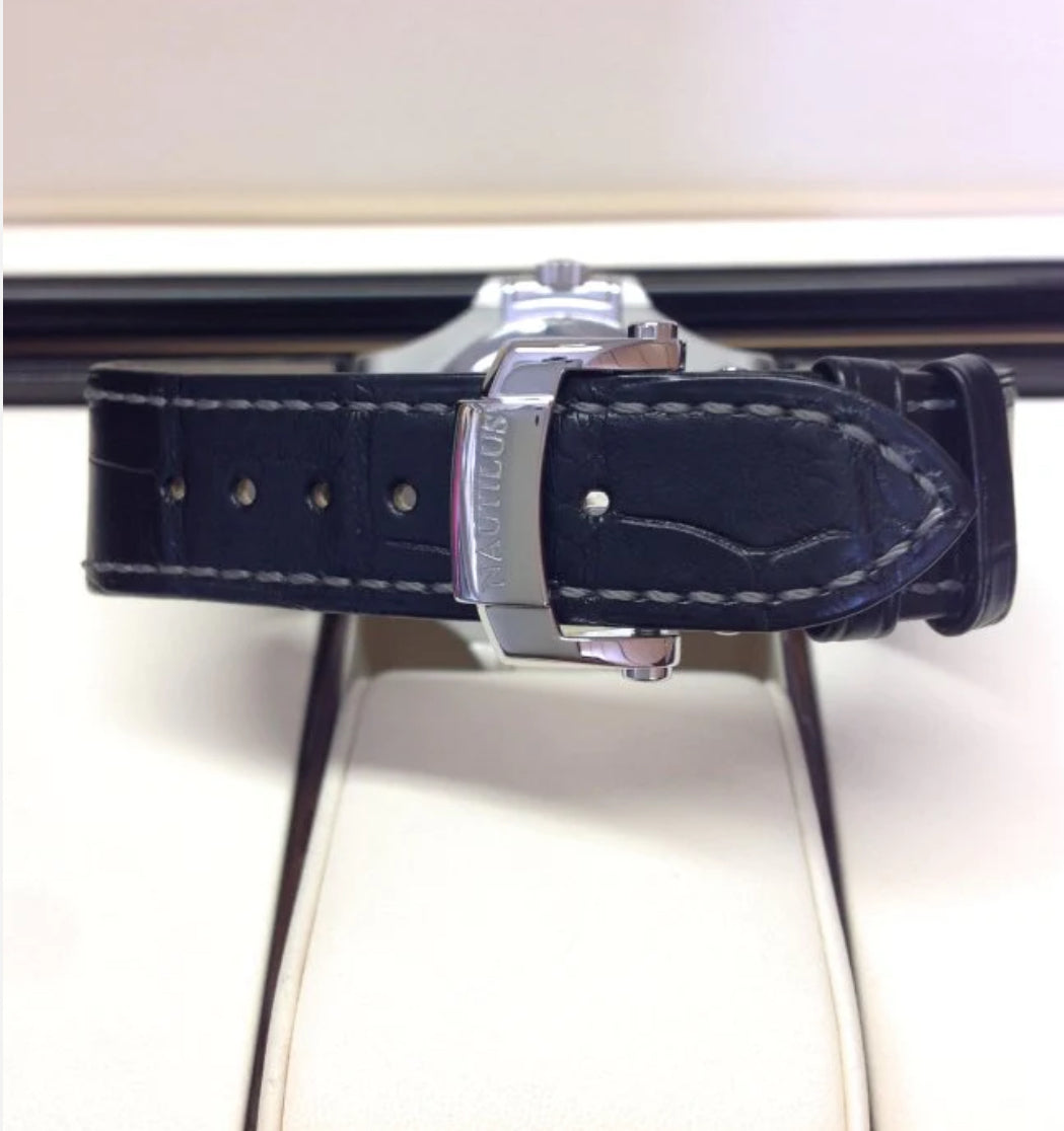 PATEK PHILIPPE NAUTILUS GREY DIAL FLYBACK