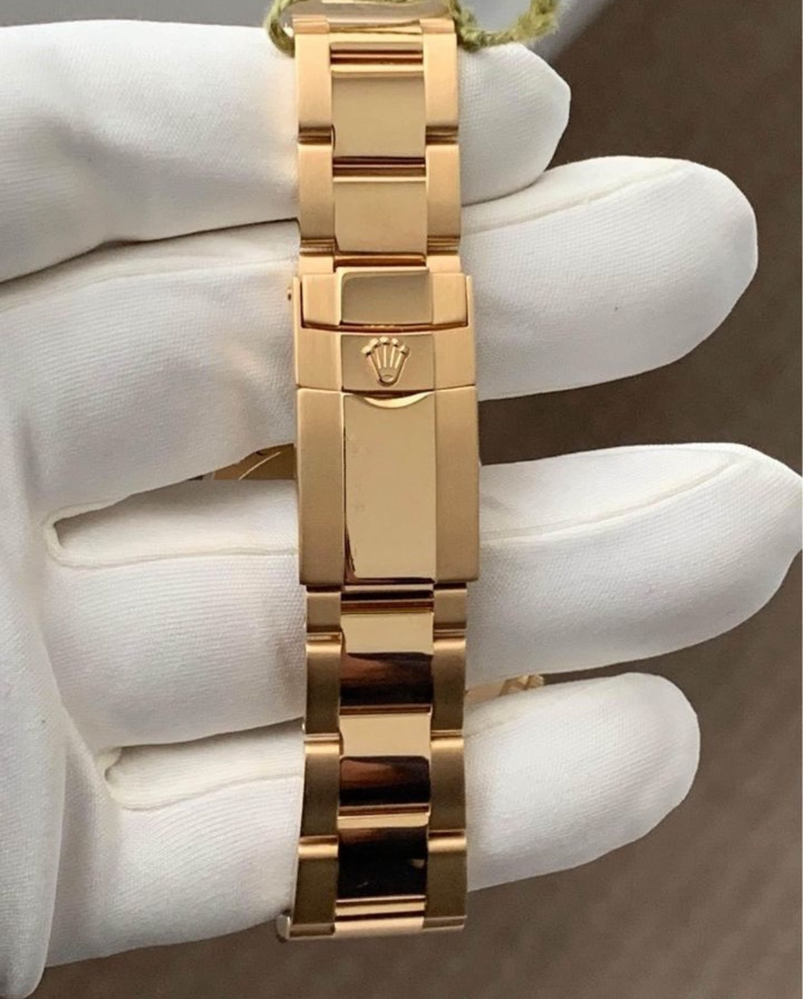 ROLEX DAYTONA GOLD BLACK DIAL DIAMOND