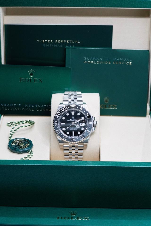 ROLEX GMT-MASTER II JUBILEE "BRUCE WAYNE"