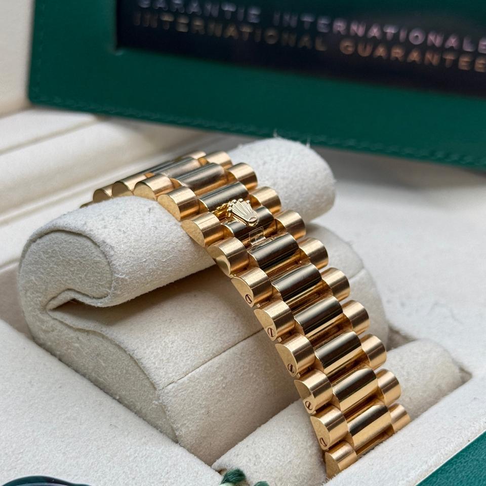 ROLEX DAY-DATE ORO GIALLO QUADRANTE VERDE