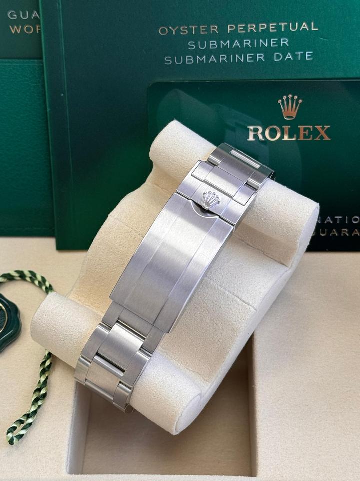 ROLEX SUBMARINER DATE BLACK