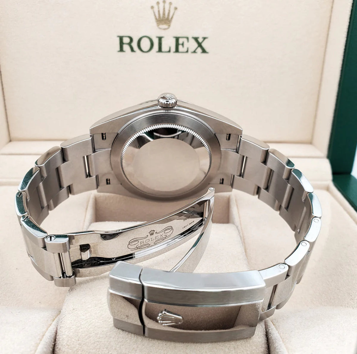 ROLEX DATEJUST OYSTER SILVER WHITE GOLD FLUTED BEZEL 2023
