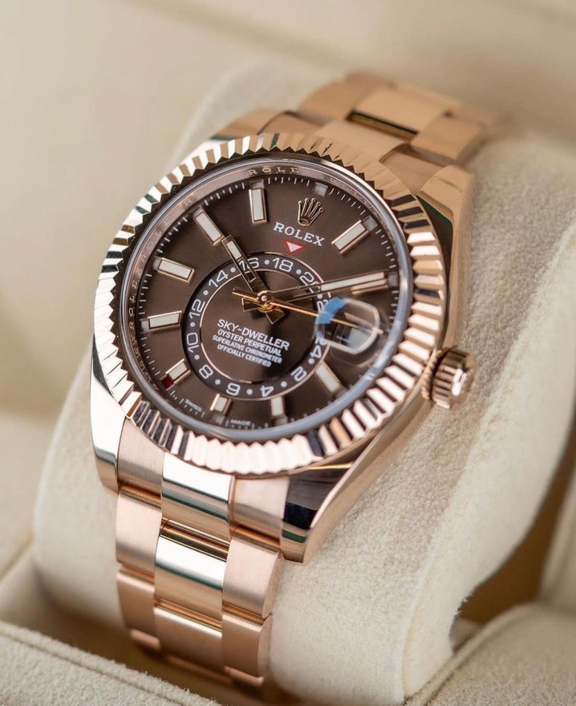 ROLEX SKY-DWELLER GOLD ROSE CHOCOLATE DIAL