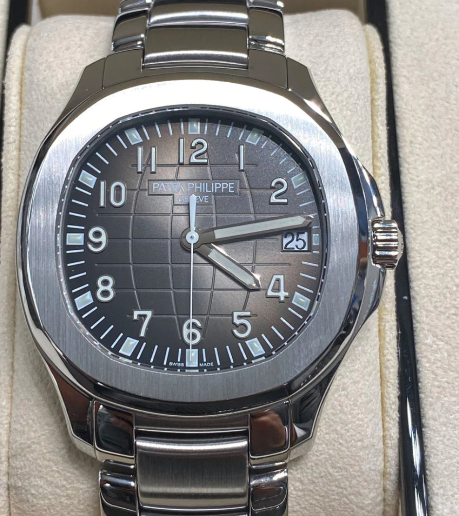 PATEK PHILIPPE AQUANAUT BLACK