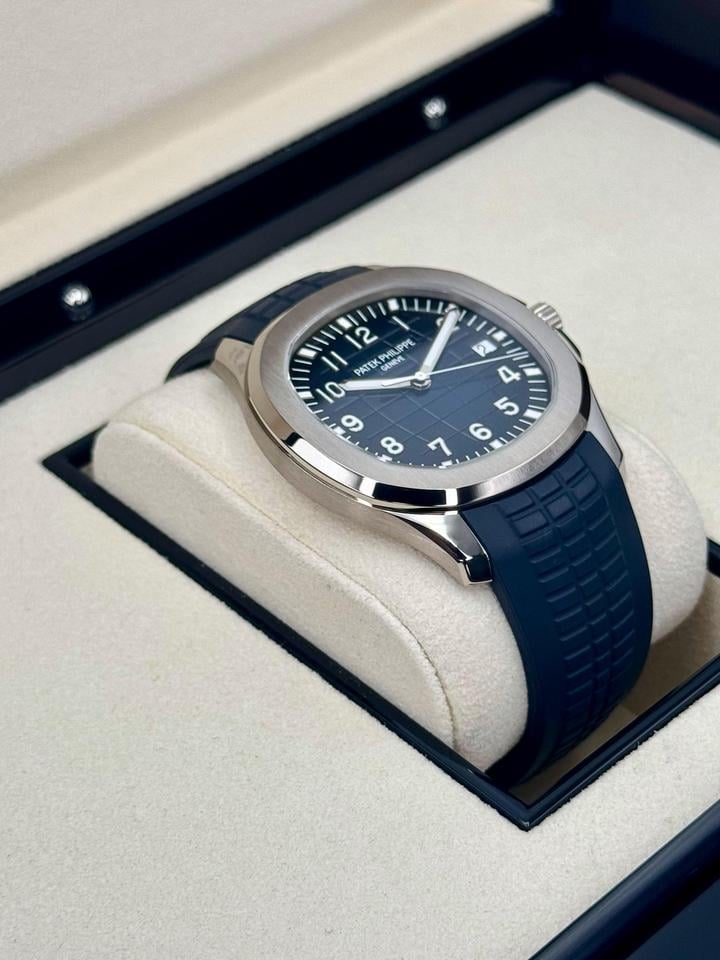 PATEK PHILIPPE AQUANAUT BLUE