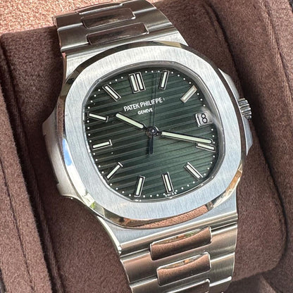 PATEK PHILIPPE NAUTILUS GREEN DIAL