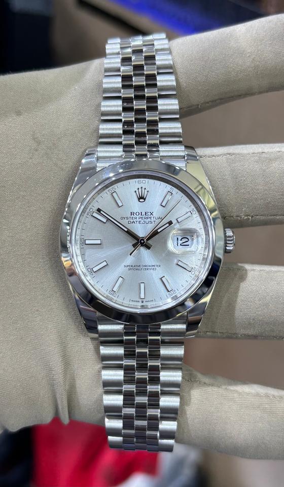 ROLEX DATEJUST JUBILEE SILVER DIAL