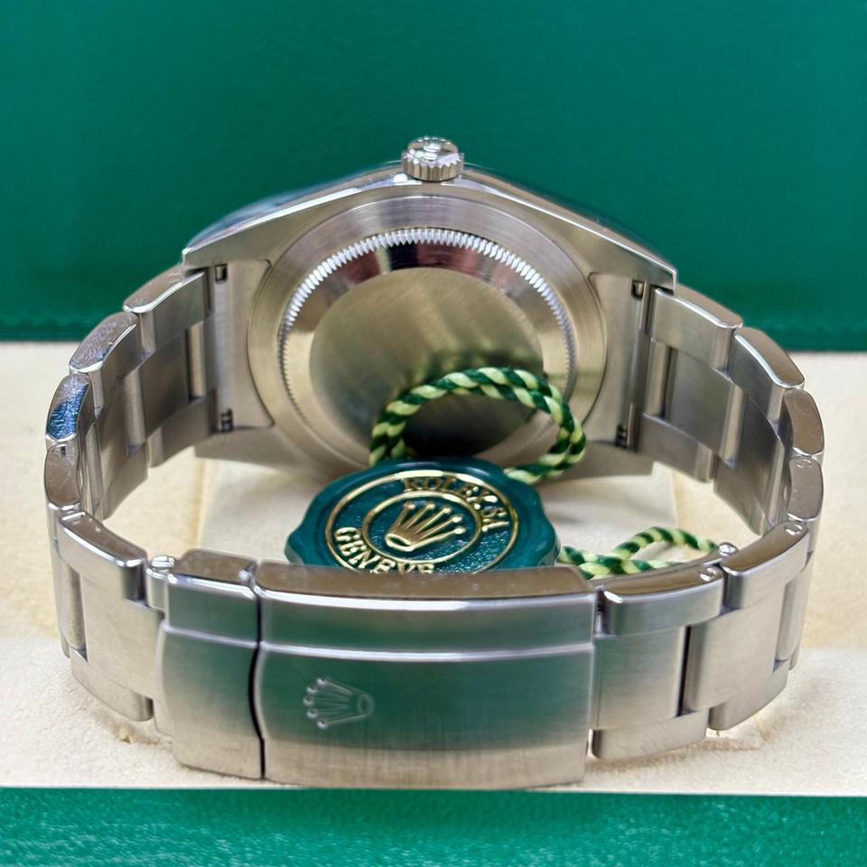ROLEX OYSTER PERPETUAL BLACK DIAL