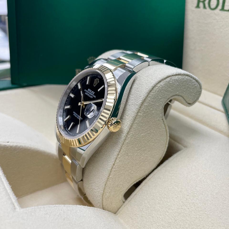 ROLEX DATEJUST OYSTER BLACK & GOLD