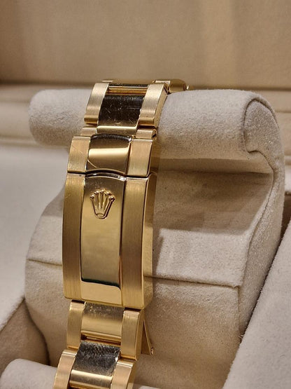 ROLEX SKY-DWELLER GOLD