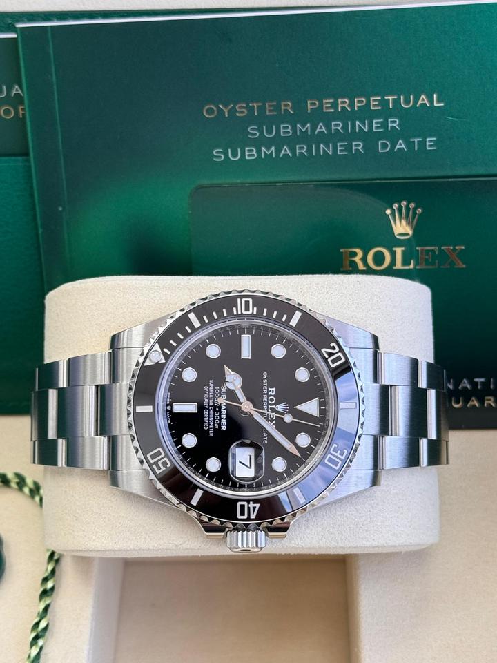 ROLEX SUBMARINER DATE BLACK