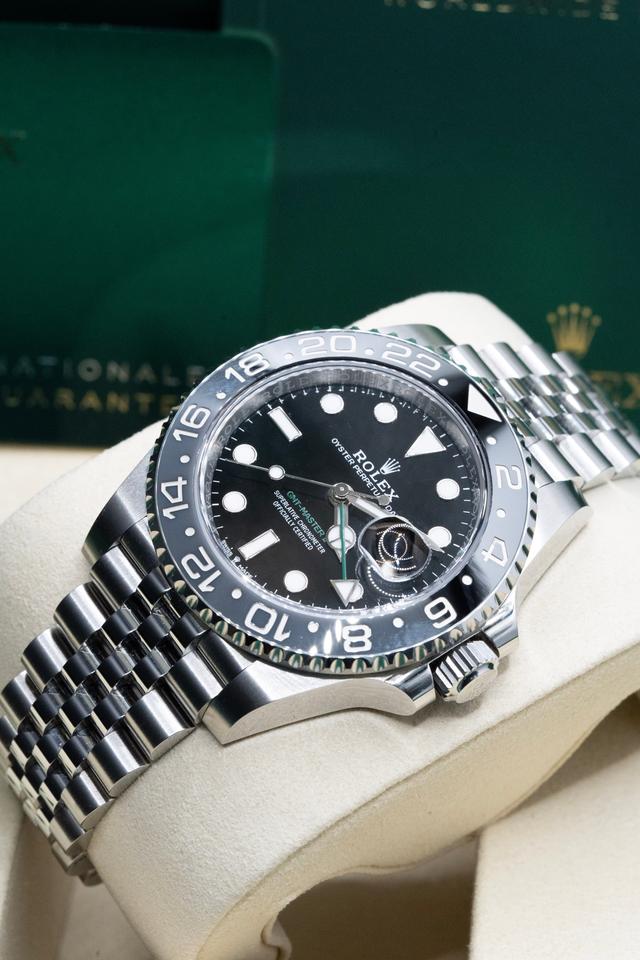 ROLEX GMT-MASTER II JUBILEE "BRUCE WAYNE"