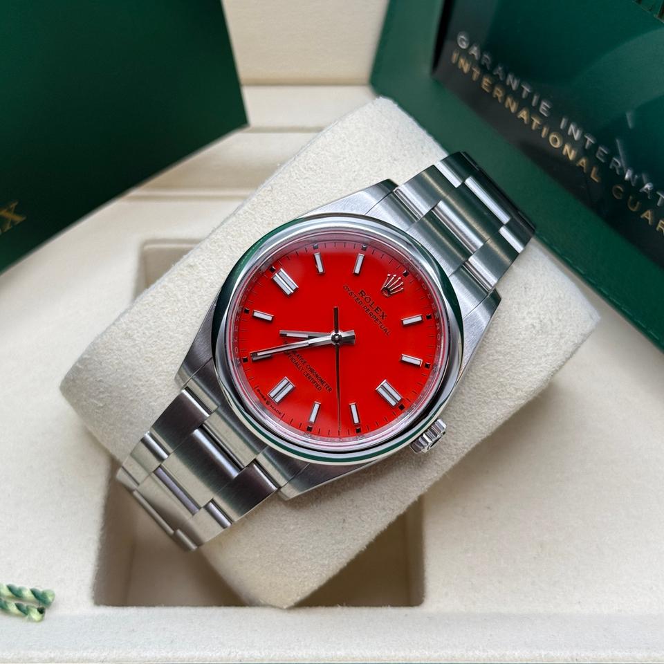 ROLEX OYSTER PERPETUAL RED DIAL