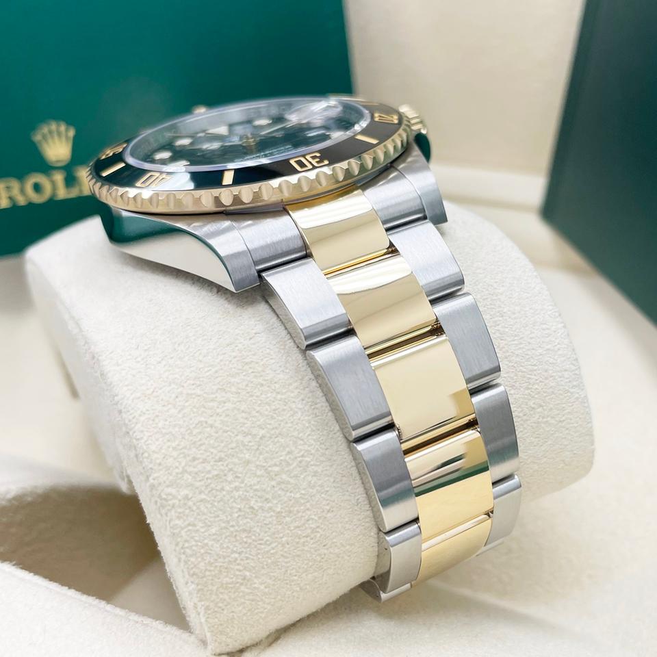 ROLEX SUBMARINER BLACK & GOLD
