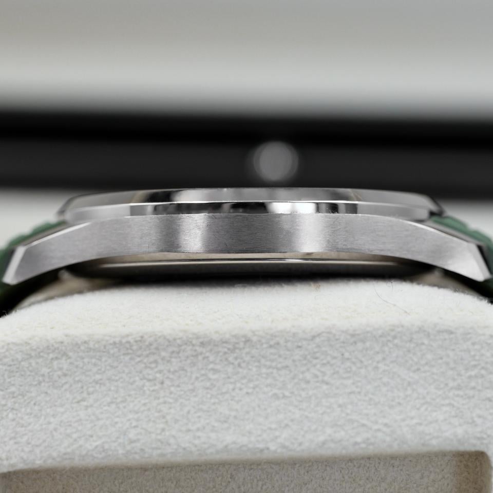 PATEK PHILIPPE AQUANAUT GREEN