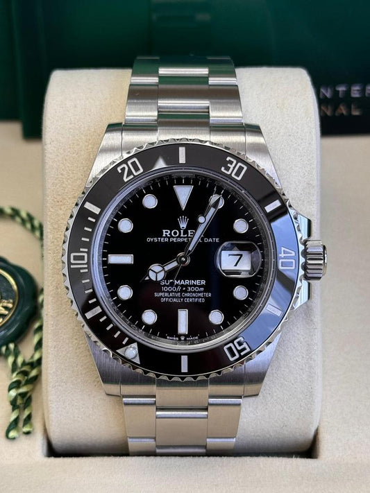 ROLEX SUBMARINER DATE BLACK