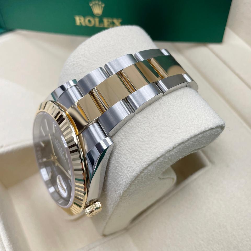 ROLEX DATEJUST OYSTER BLACK & GOLD