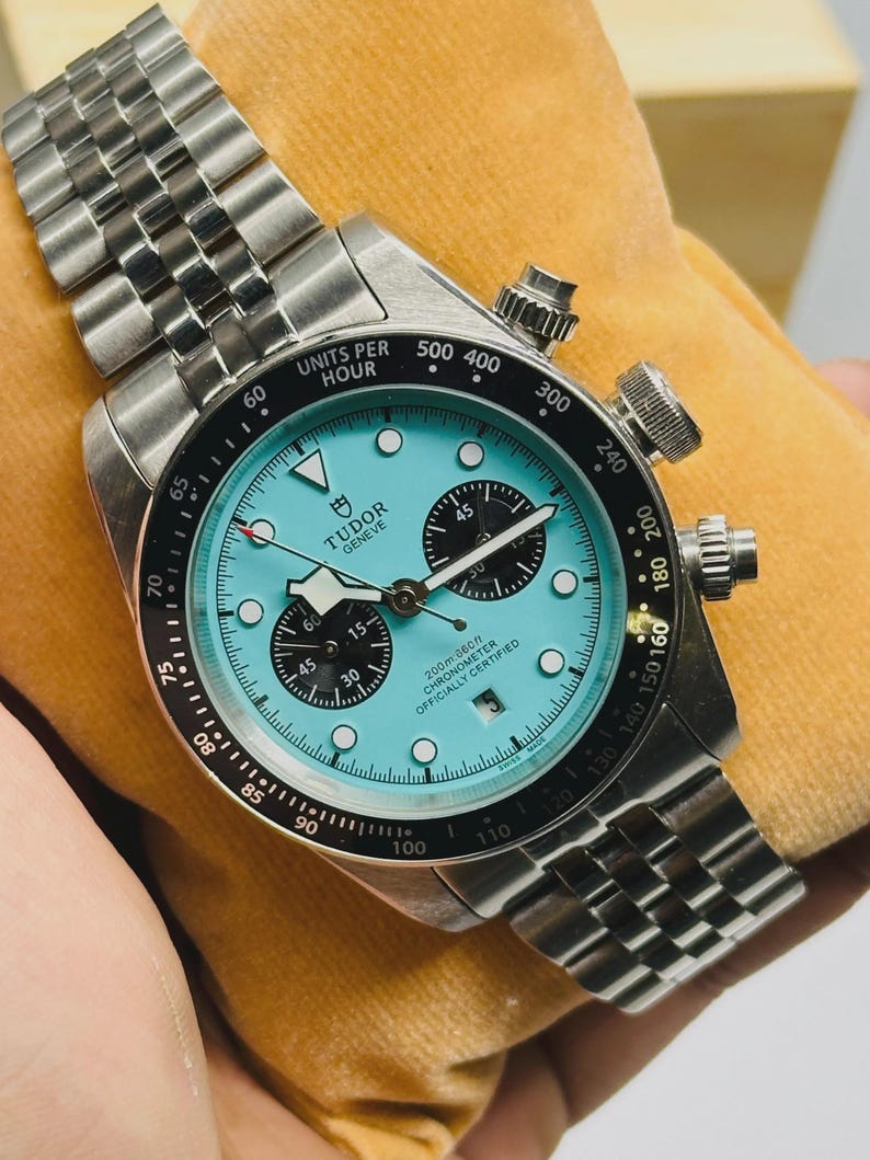 TUDOR BLACK BAY FLAMINGO BLU