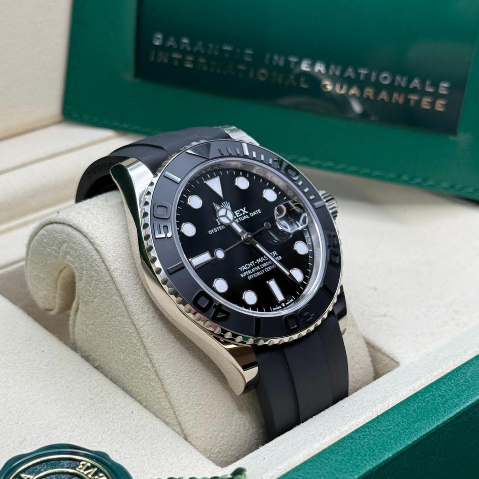 ROLEX YACHT-MASTER OYSTERFLEX BLACK WHITE GOLD