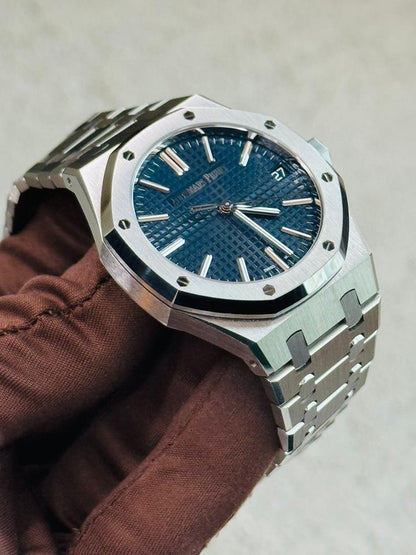 AUDEMARS PIGUET ROYAL OAK  BLUE DIAL