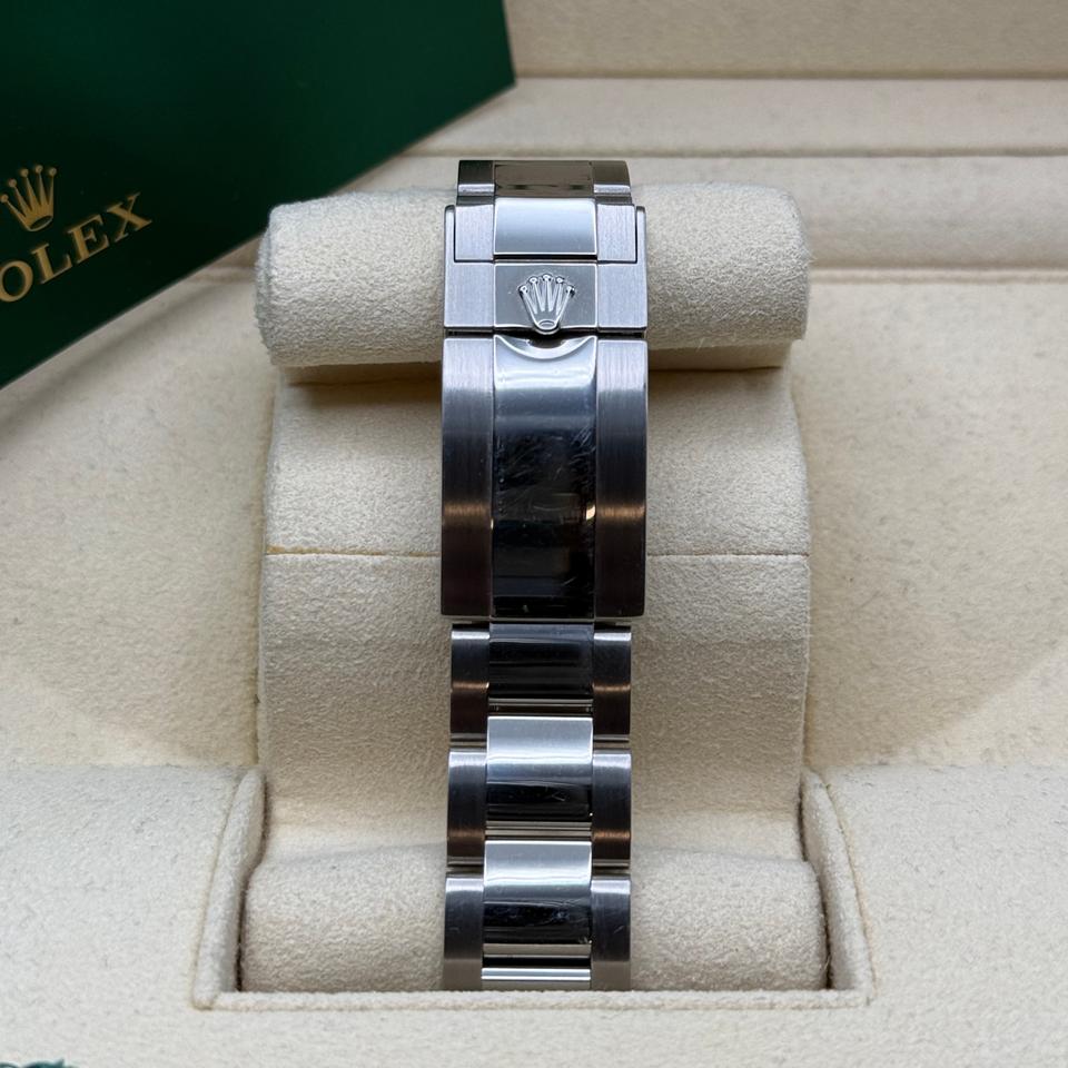 ROLEX GMT MASTER II OYSTER BLACK