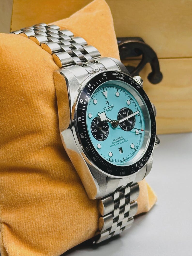 TUDOR BLACK BAY FLAMINGO BLU
