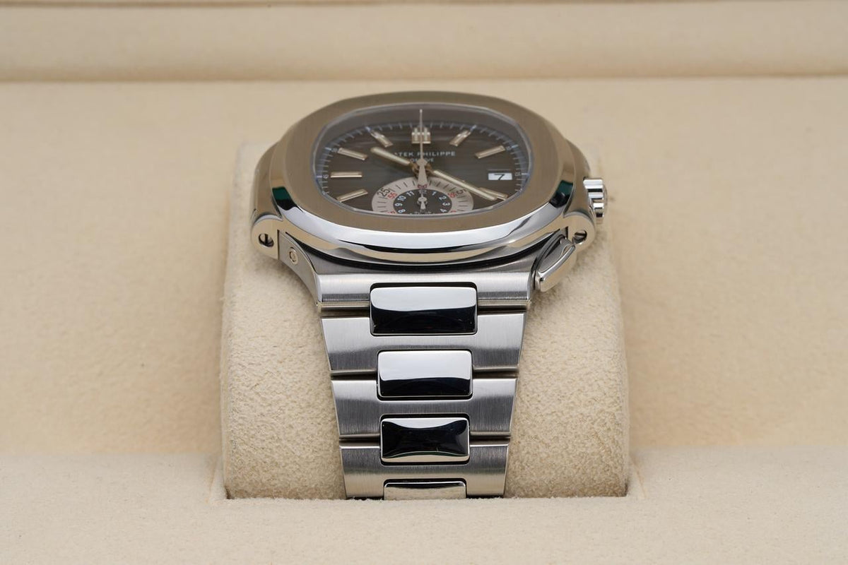 PATEK PHILIPPE NAUTILUS BLU FLYBACK
